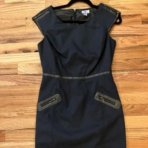 Worthington Navy & Black Houndstooth Dress with Black Leather Zips Size 4